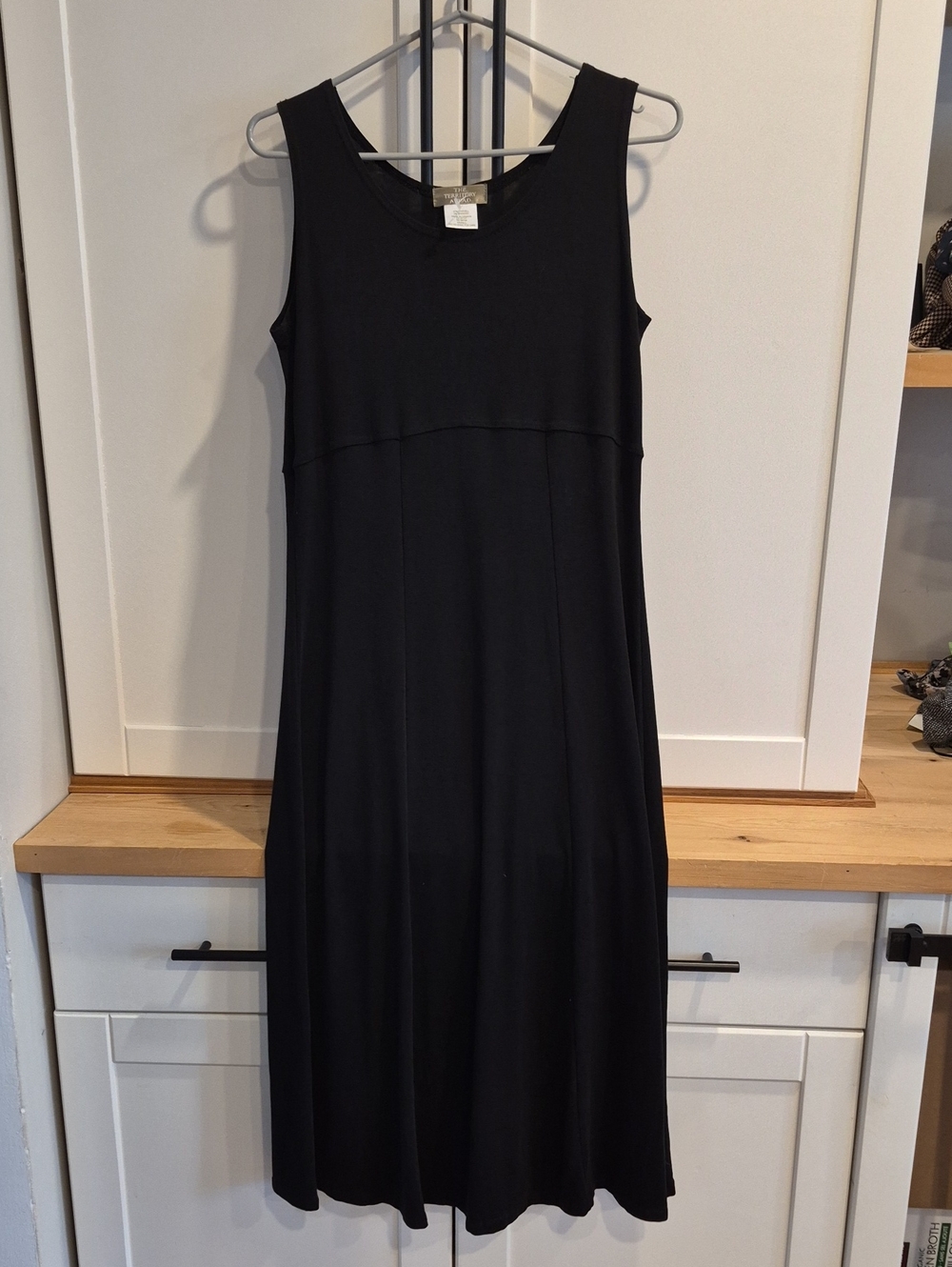 💙 The Territory Ahead Black Sleeveless Midi Dress
